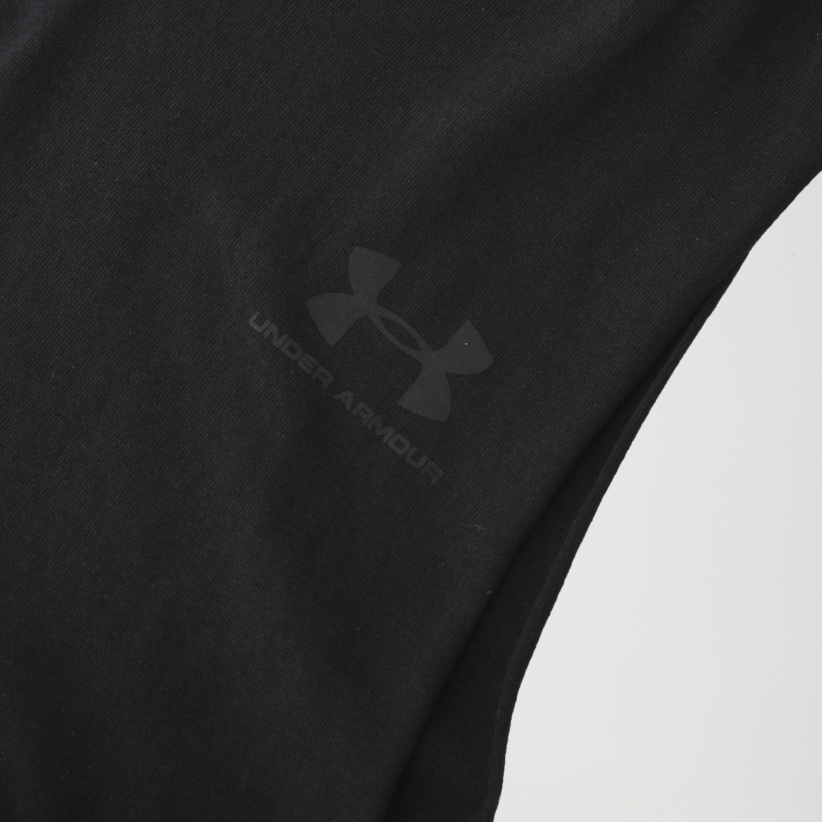 Musculosa Entrenamiento Under Armour Left Chest Cut Off Hombre,  image number null