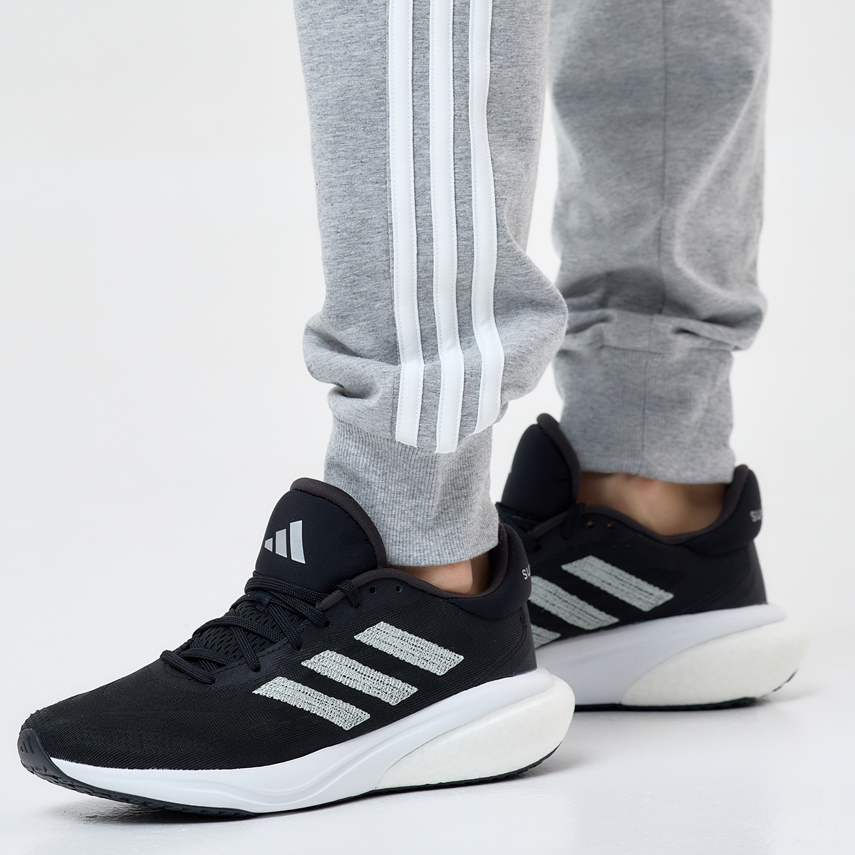 Pantalón adidas Essentials 3 Tiras Mujer,  image number null