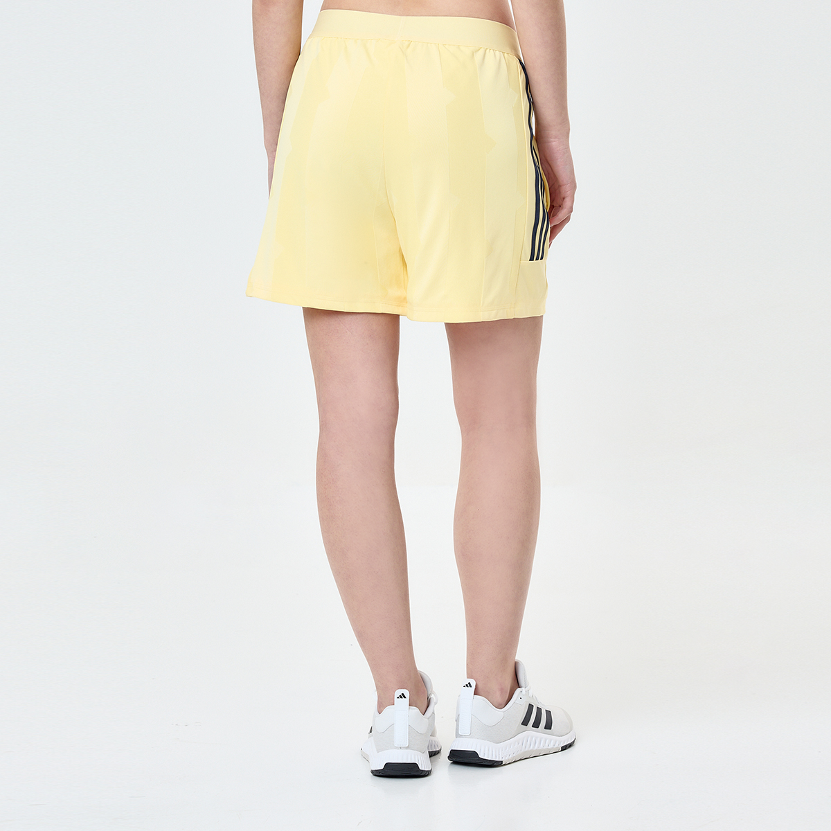 Short adidas Tiro Cut 3 Stripes Mujer,  image number null